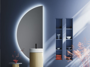 Зеркало со встроенным освещением для ванной комнаты