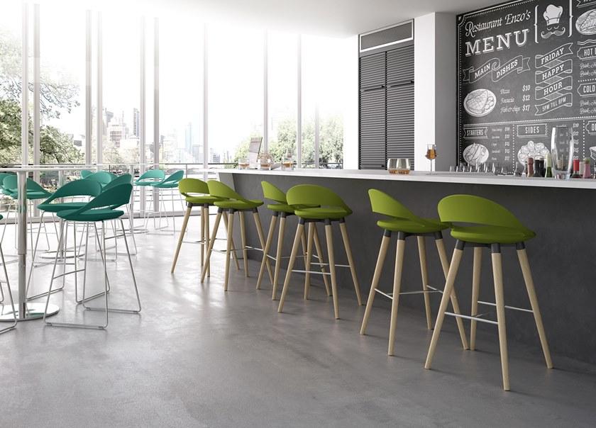 Leyform Высокий табурет из дерева и ткани со спинкой Samba 51562 - Вид №6