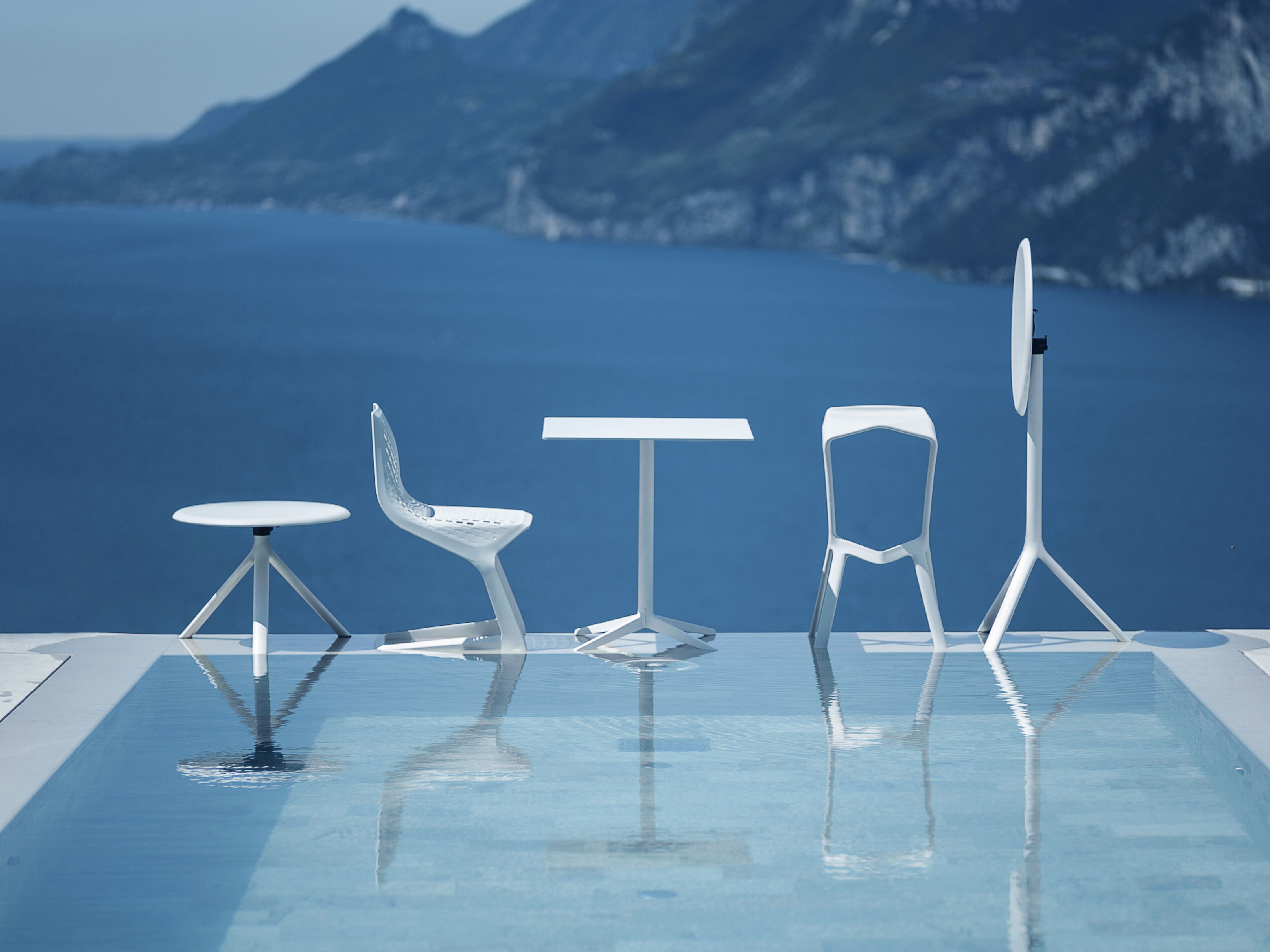 Квадратный садовый стол с чугунным основанием Plank Mister X ARCH-00021381 - Вид №3