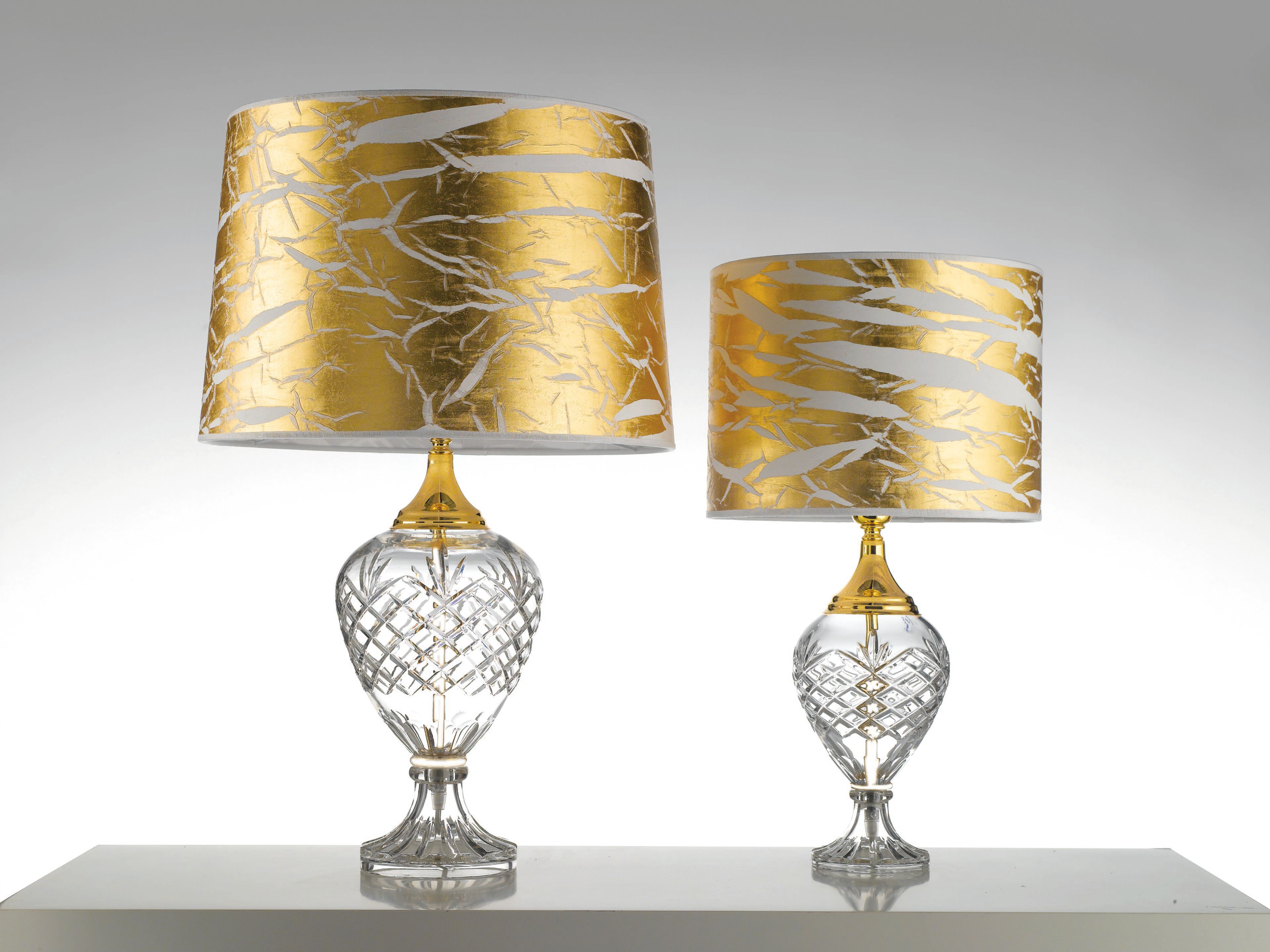 Светодиодная настольная лампа из стекла и ткани Cremasco Illuminazione световые работы ARCH-00088255