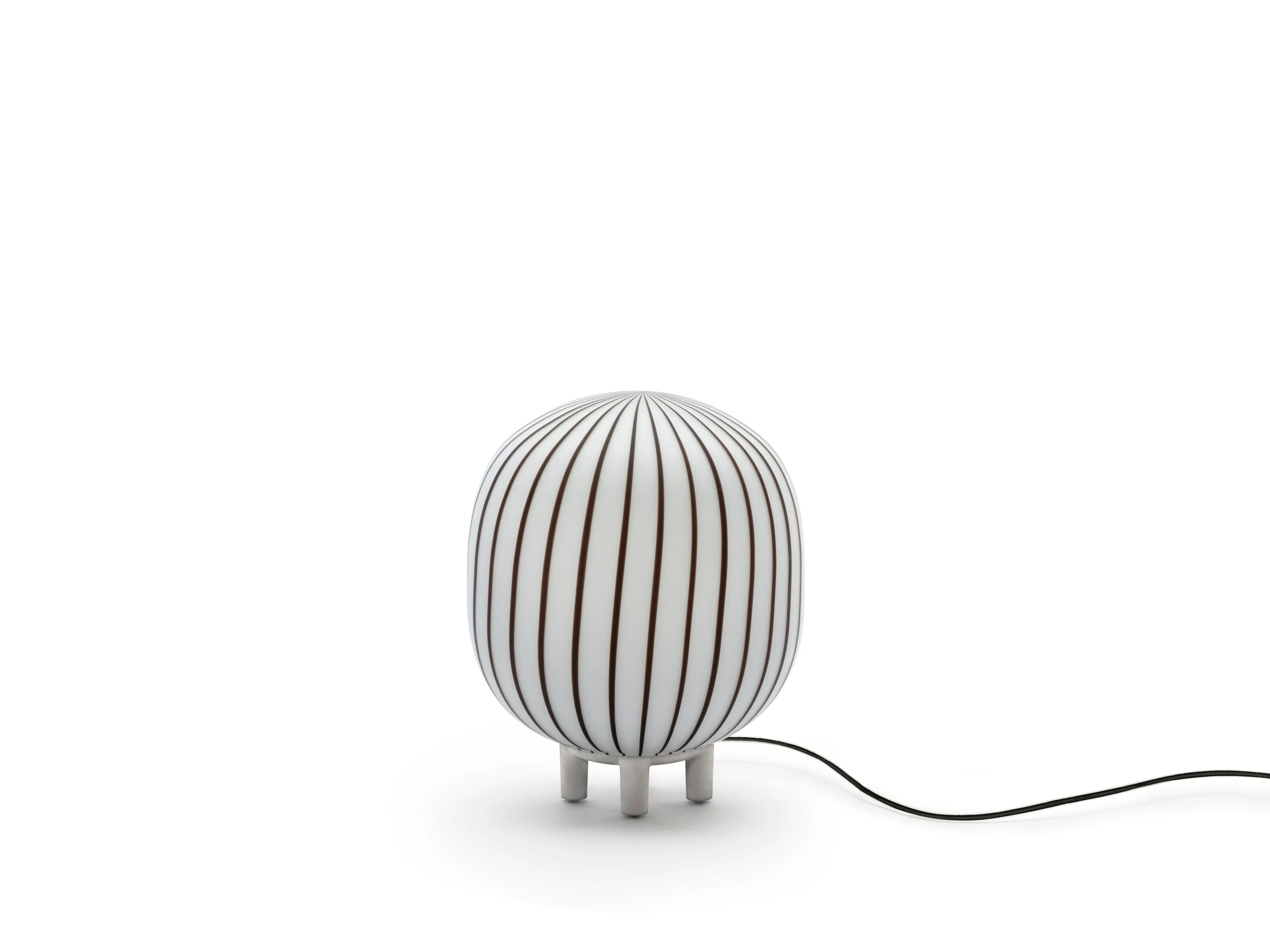 Светодиодная настольная лампа из дутого стекла Established&Sons филигрань ARCH-00132072