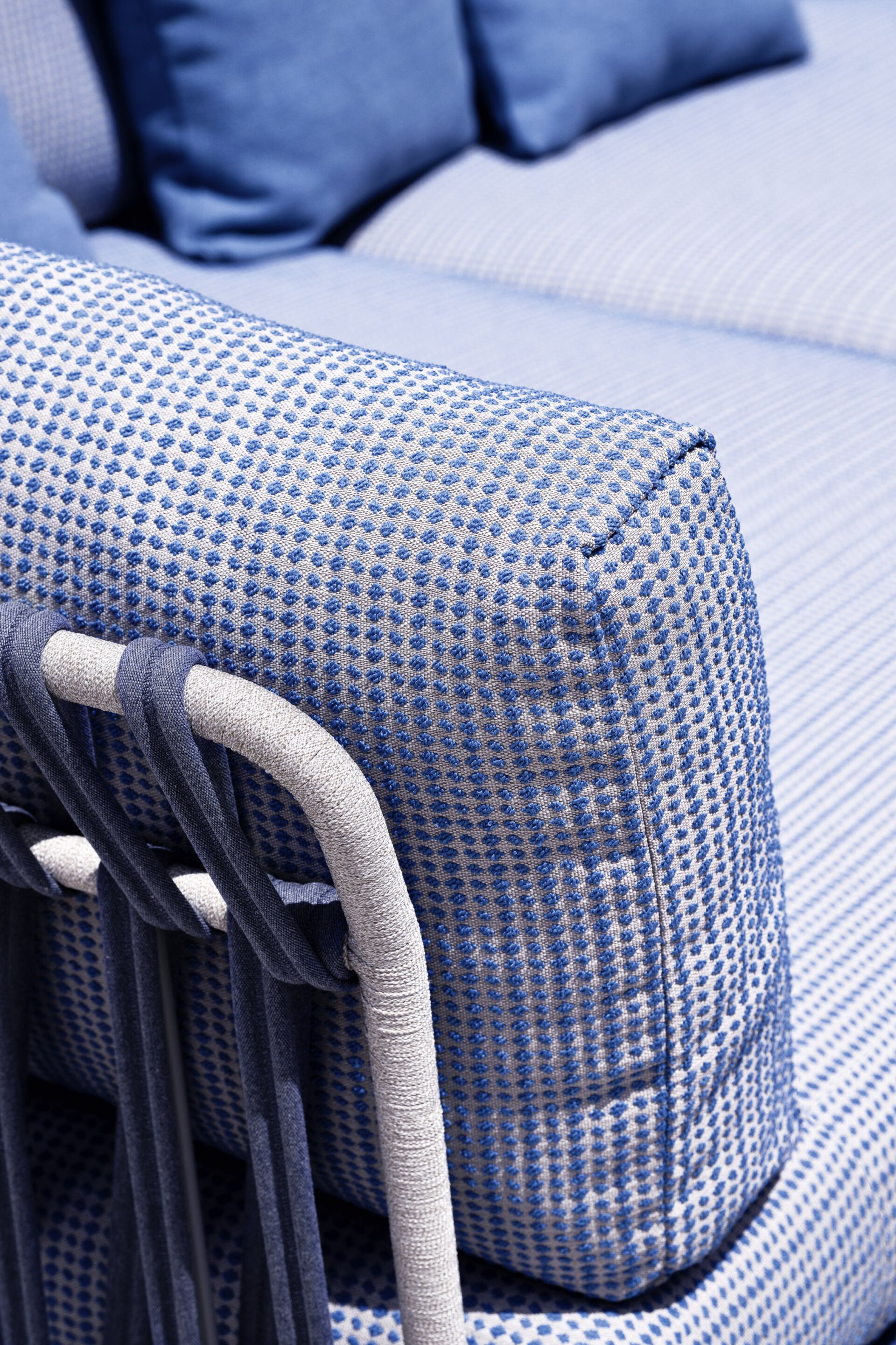 Угловой садовый диван из ткани Varaschin Эмма Кросс ARCH-00052583 - Вид №2