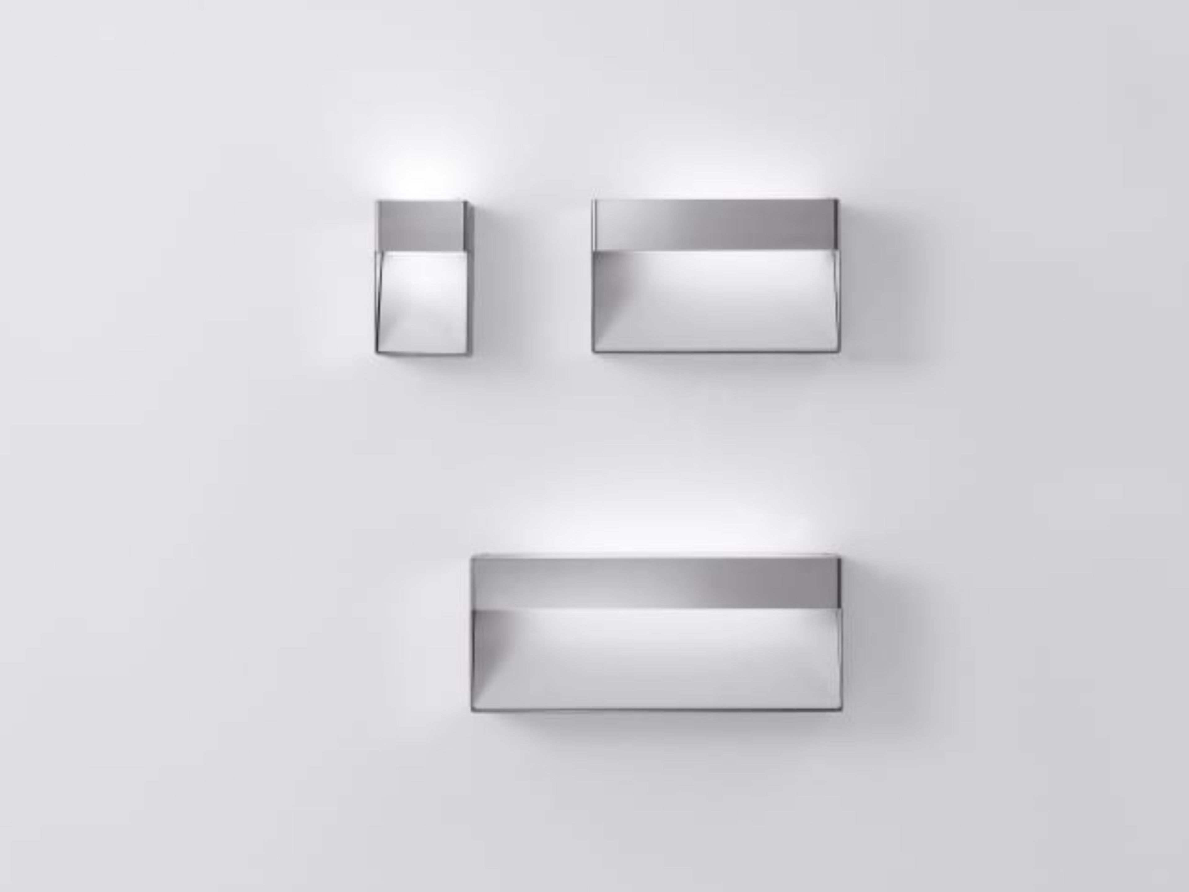 Настенный светильник из нержавеющей стали и стекла для ванной комнаты Agape 369 ARCH-00000637