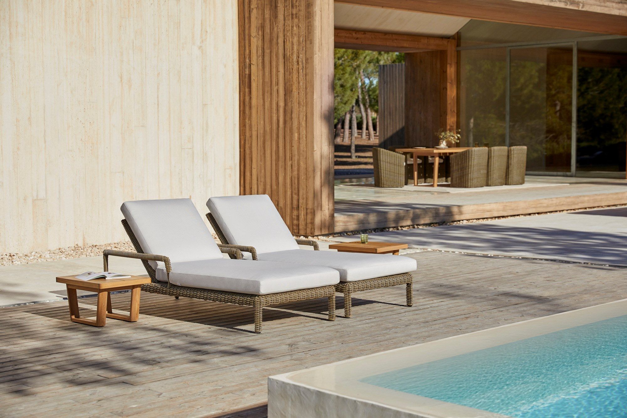 Низкий стол из тикового дерева POINT Heritage ARCH-00051521 - Вид №4