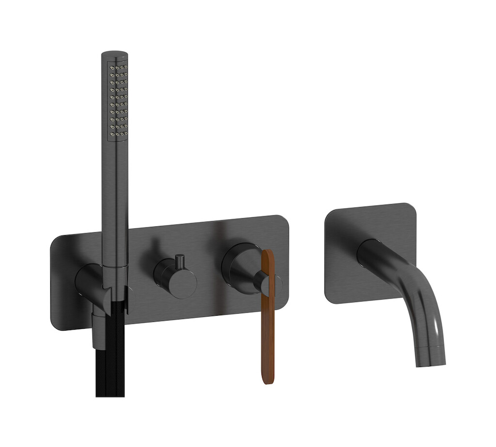 Настенный смеситель для ванной на дивертером и душевым гарнитуром. WE ARE IB oh406ss Brushed Black Chrome Soho