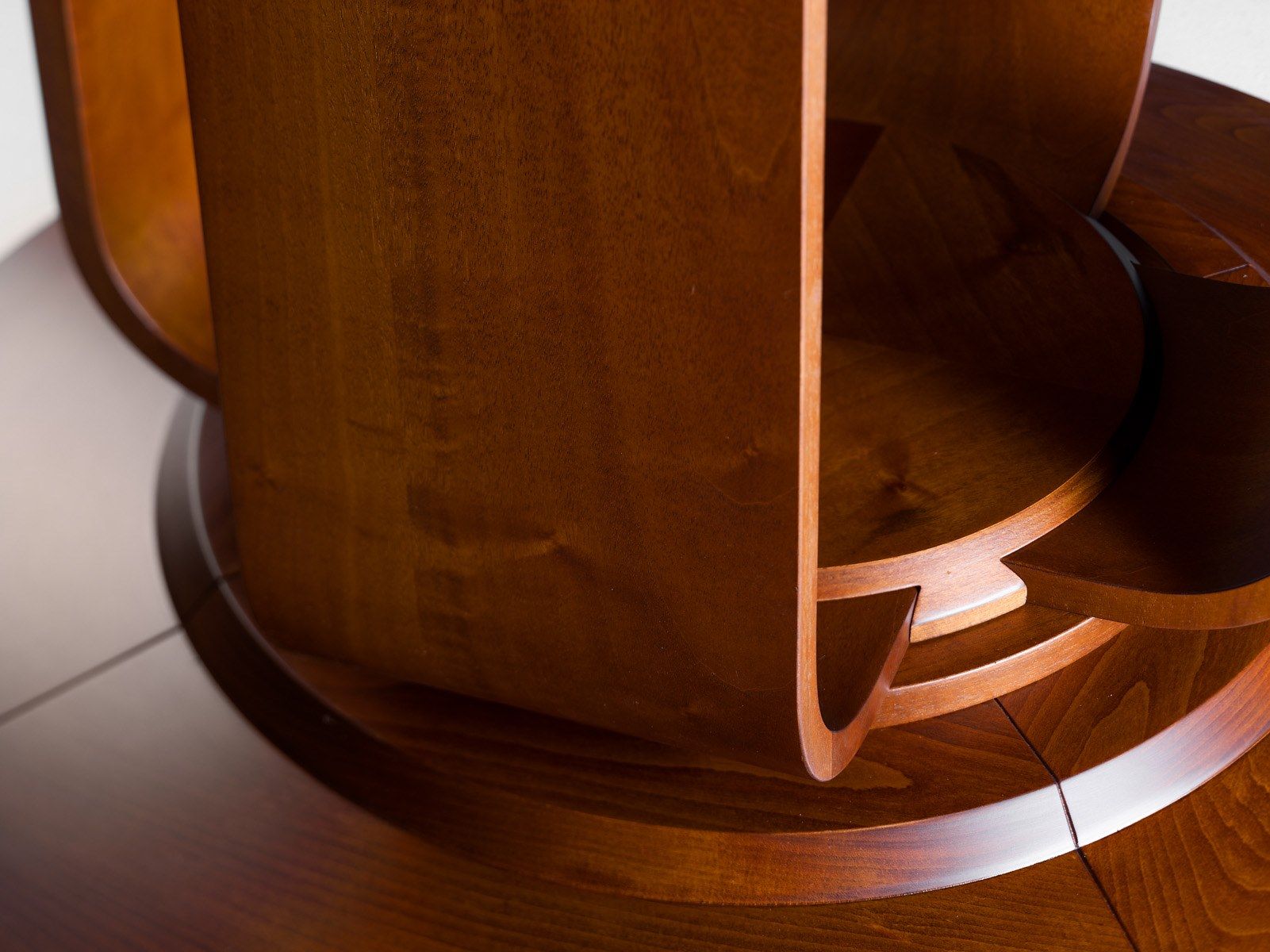 Круглый деревянный стол для гостиной Prestige Tavolo rotondo ARCH-00033064 - Вид №1