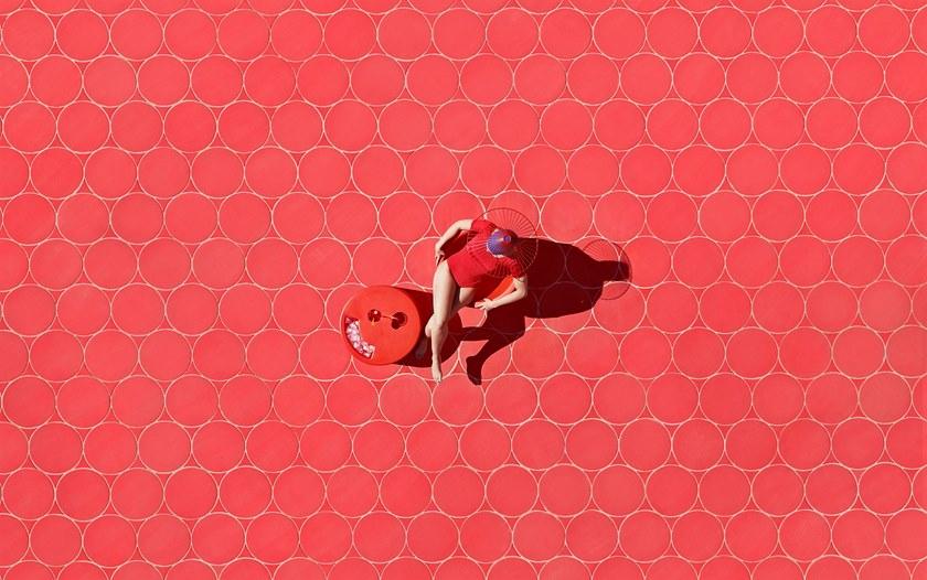 Diabla Круглый садовый столик из полиэтилена Lipstick sun-id-1508418 - Вид №10