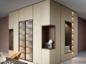 Секционный угловой шкаф