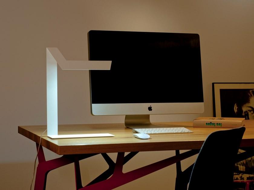 fambuena Светодиодная настольная лампа Plié 9107 / 9108 Plie - Вид №4