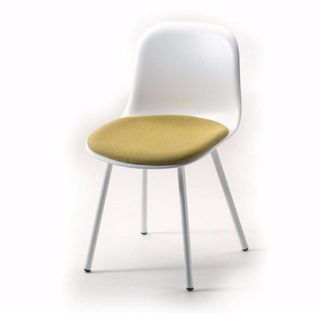 arrmet Штабелируемый стул со встроенной подушкой Máni plastic sun-id-1451748 - Вид №1