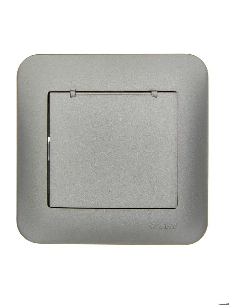 ASTI Розетка с/з с крышкой ПБТ платина LEZARD 7081-3535-123B