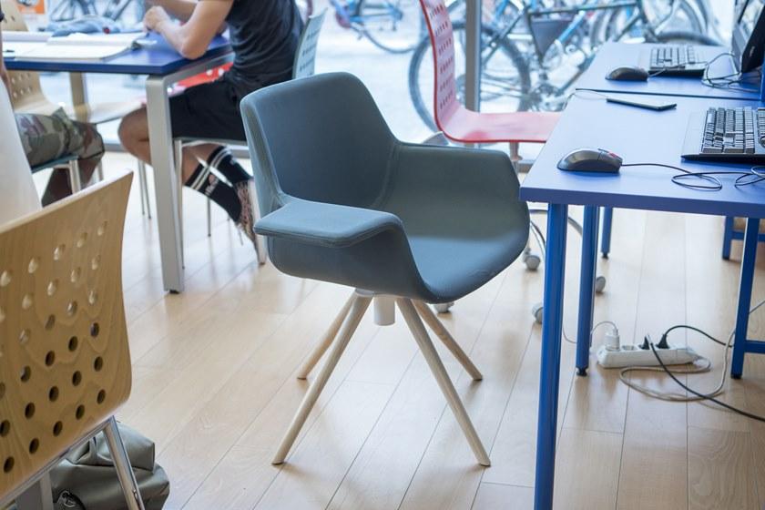 Real Piel Мягкое кресло с подлокотниками и полкой для журналов sun-id-1365062 - Вид №9