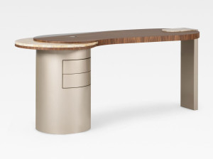 Стол из орехового дерева с ящиками