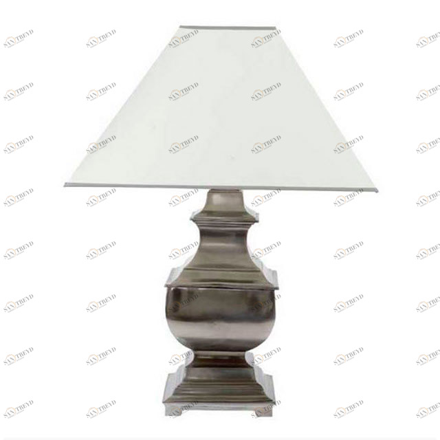 Настольная лампа Hamilton от Eichholtz 104093 EICHHOLTZ ВАЗА 061908 Белый;хром 