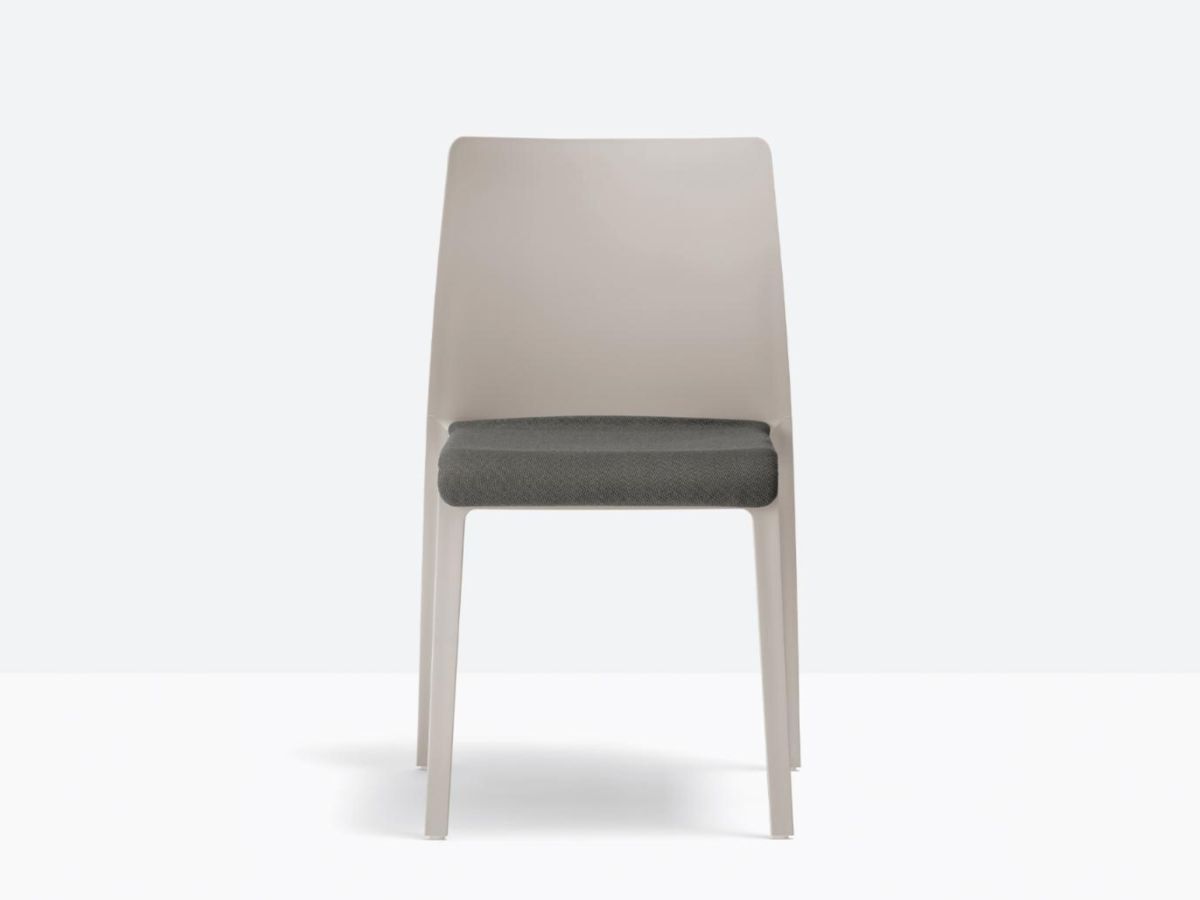 Стул из полипропилена с мягким сиденьем Pedrali Volt ARCH-00048342 - Вид №4