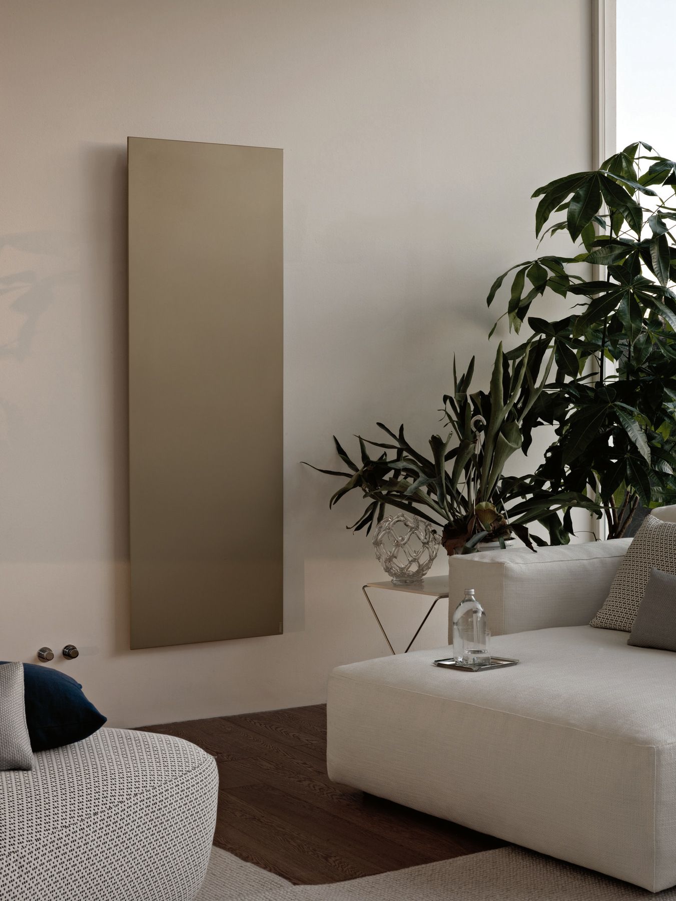 Алюминиевый вертикальный полотенцесушитель Tubes Elements ARCH-00024855 - Вид №9