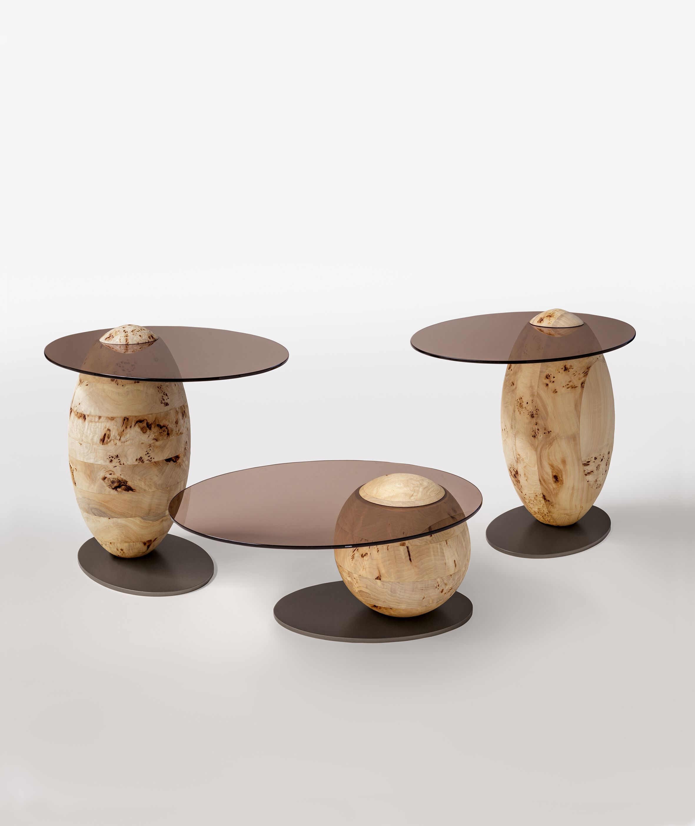 Низкий овальный журнальный столик из дерева и стекла Bizzotto Italia Нара ARCH-00126522 - Вид №1