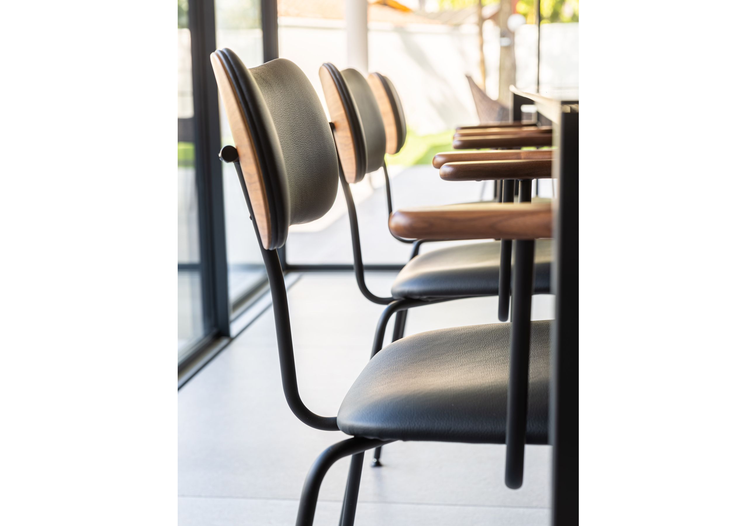 Мягкий тканевый стул с подлокотниками JOB’S Nod ARCH-00113134 - Вид №5