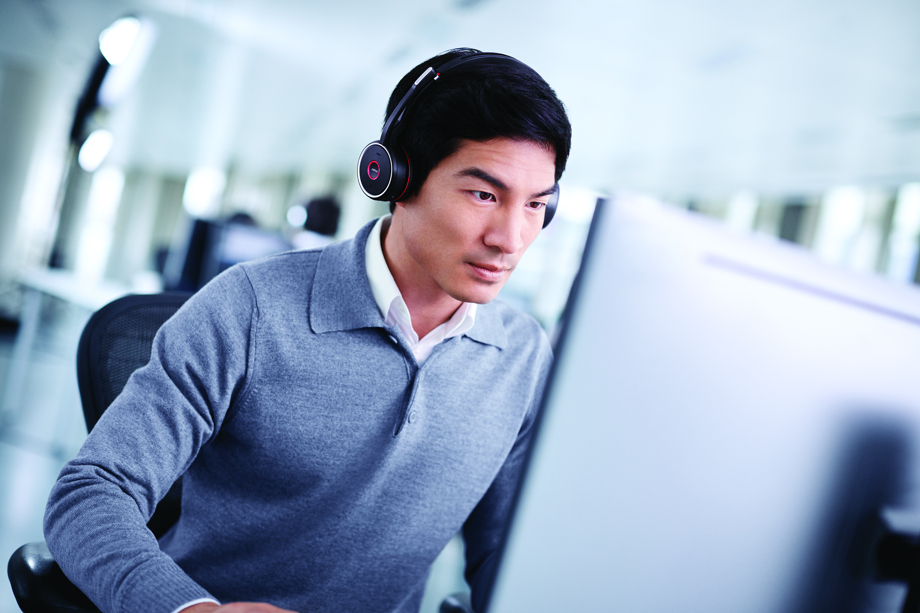 7599-838-199 evolve 75 stereo uc, charging stand & link 370 Jabra Santreyd  - Вид №23