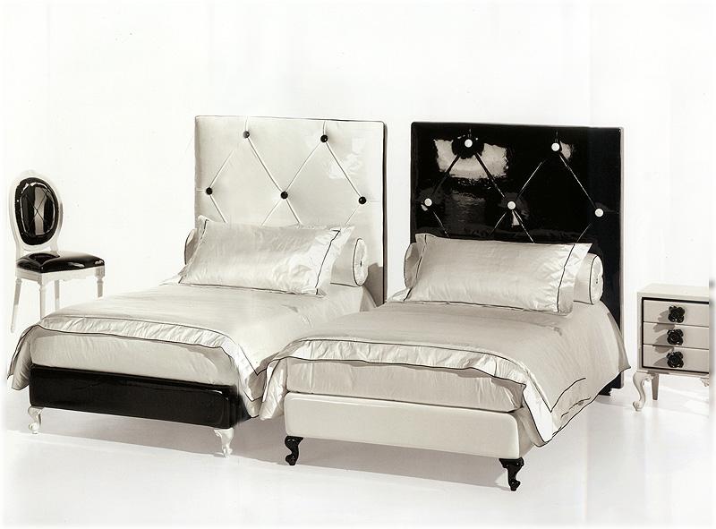 Кровать JULIAN HALLEY 420GS - 1 Couture