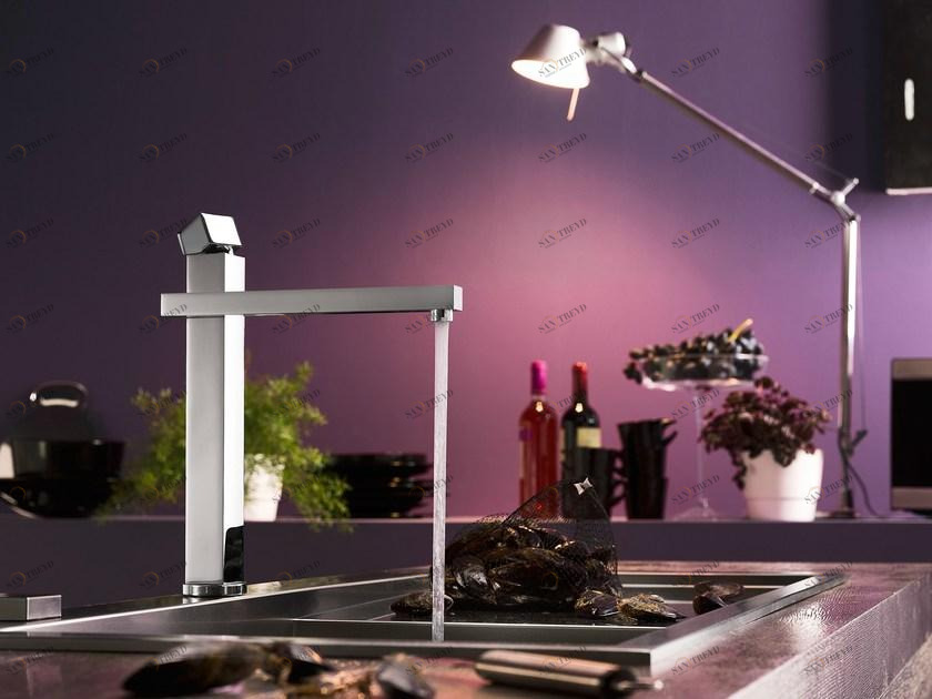 Nobili Rubinetterie Смеситель для кухни хромированный с поворотным изливом Tower Tw00713cr