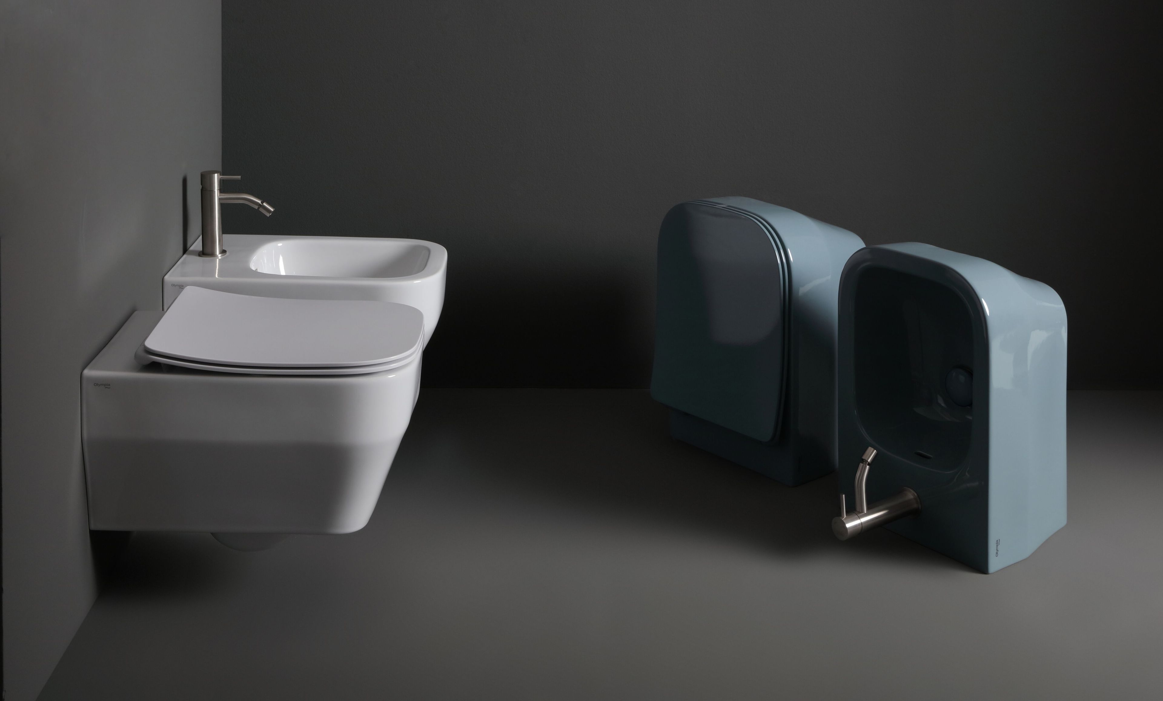 Туалет висит в витрине без бриды Olympia Ceramica Synthesis Eco ARCH-00041743 - Вид №2