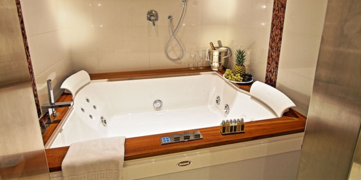 Ванна встроенная с гидромассажем "TOP" Aura Plus 9F43-337 Jacuzzi 9F43337 - Вид №4