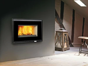 CAMINETTI MONTEGRAPPA Закрытый чугунный дровяной камин в современном стиле Fc