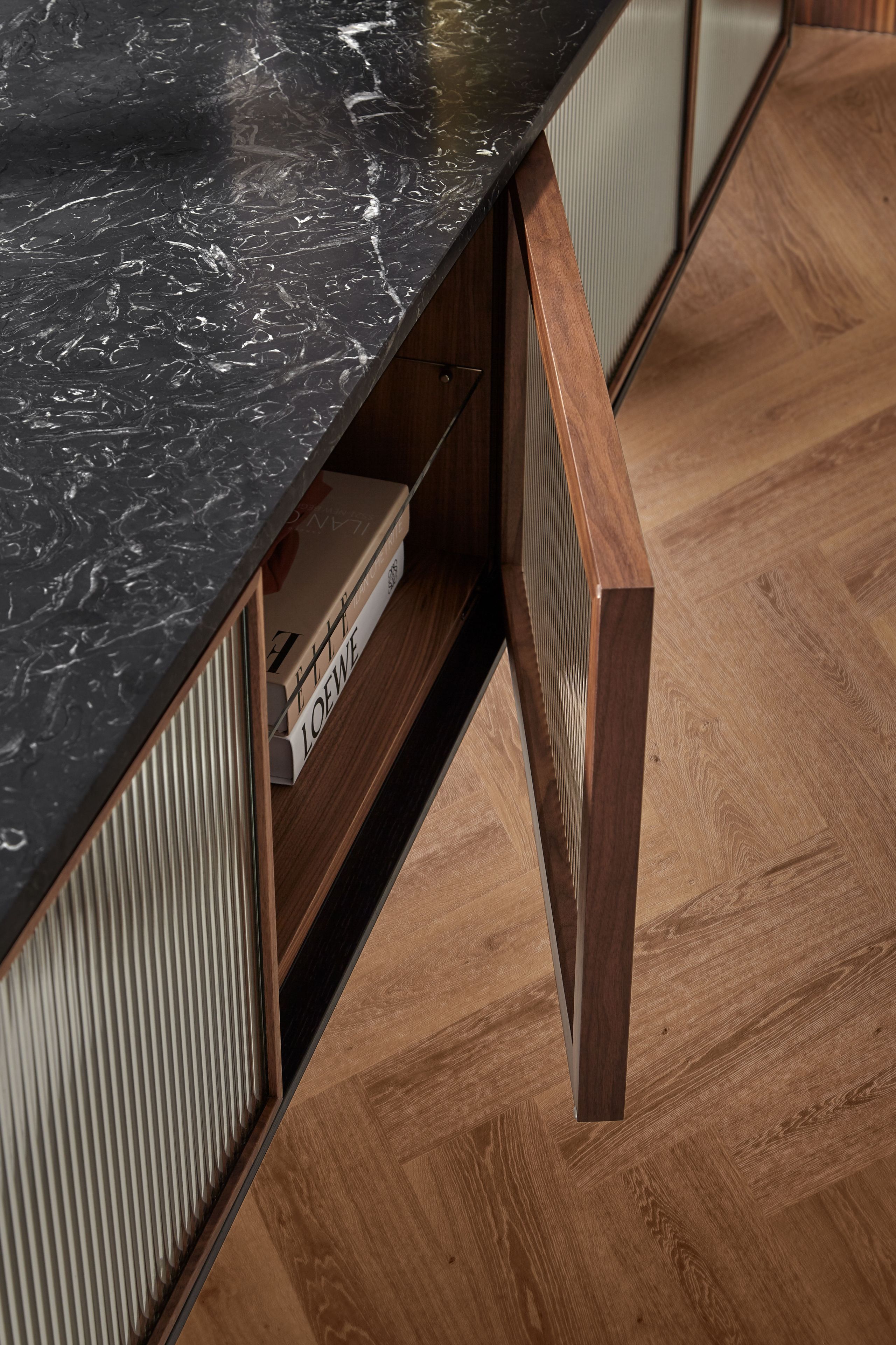 Деревянный шкаф с распашными дверями Punt ARCH-00054972 - Вид №22