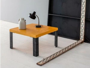 Devina Nais Журнальный столик из массива дерева Wood