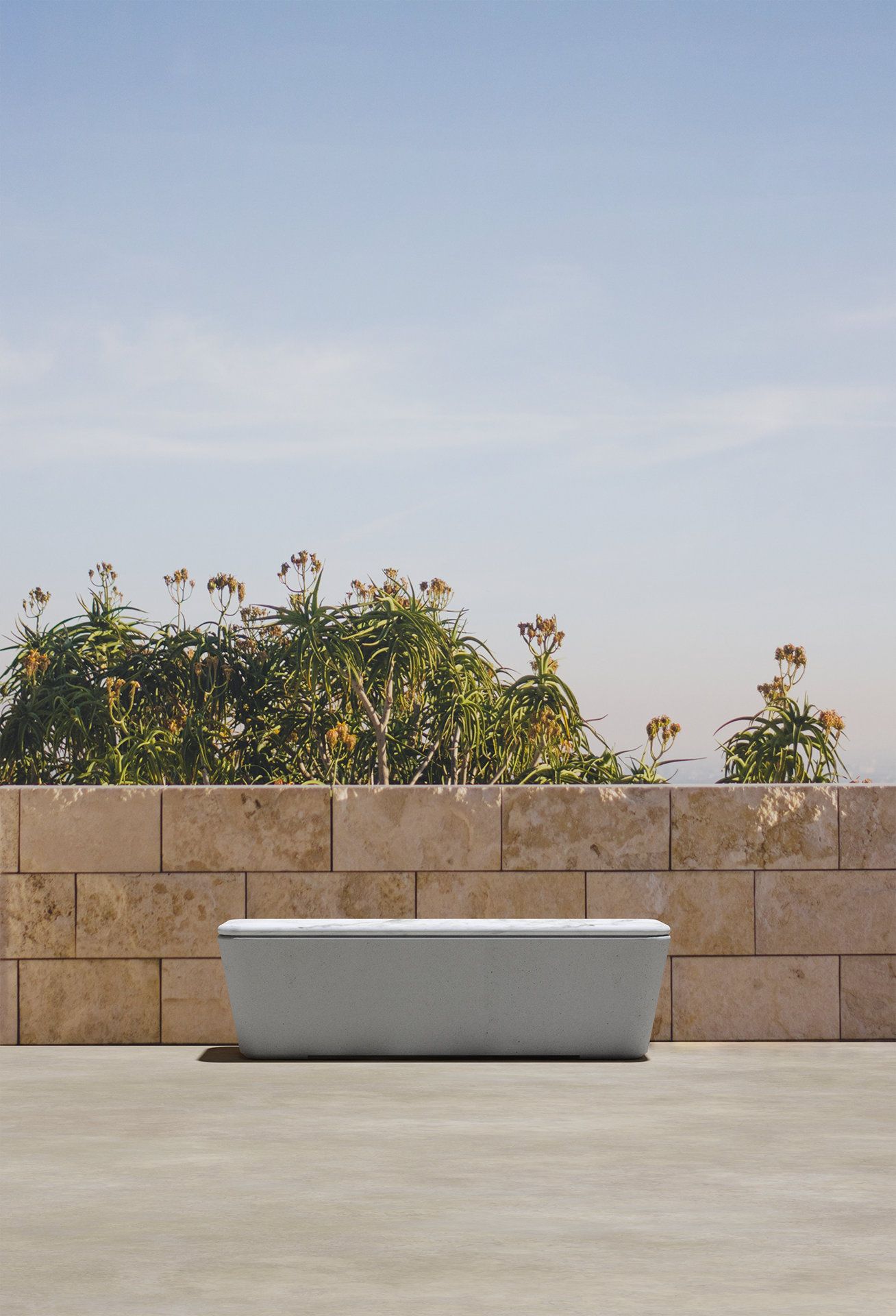 Скамейка без спинки из бетона и камня SIT Smooth ARCH-00108067 - Вид №3