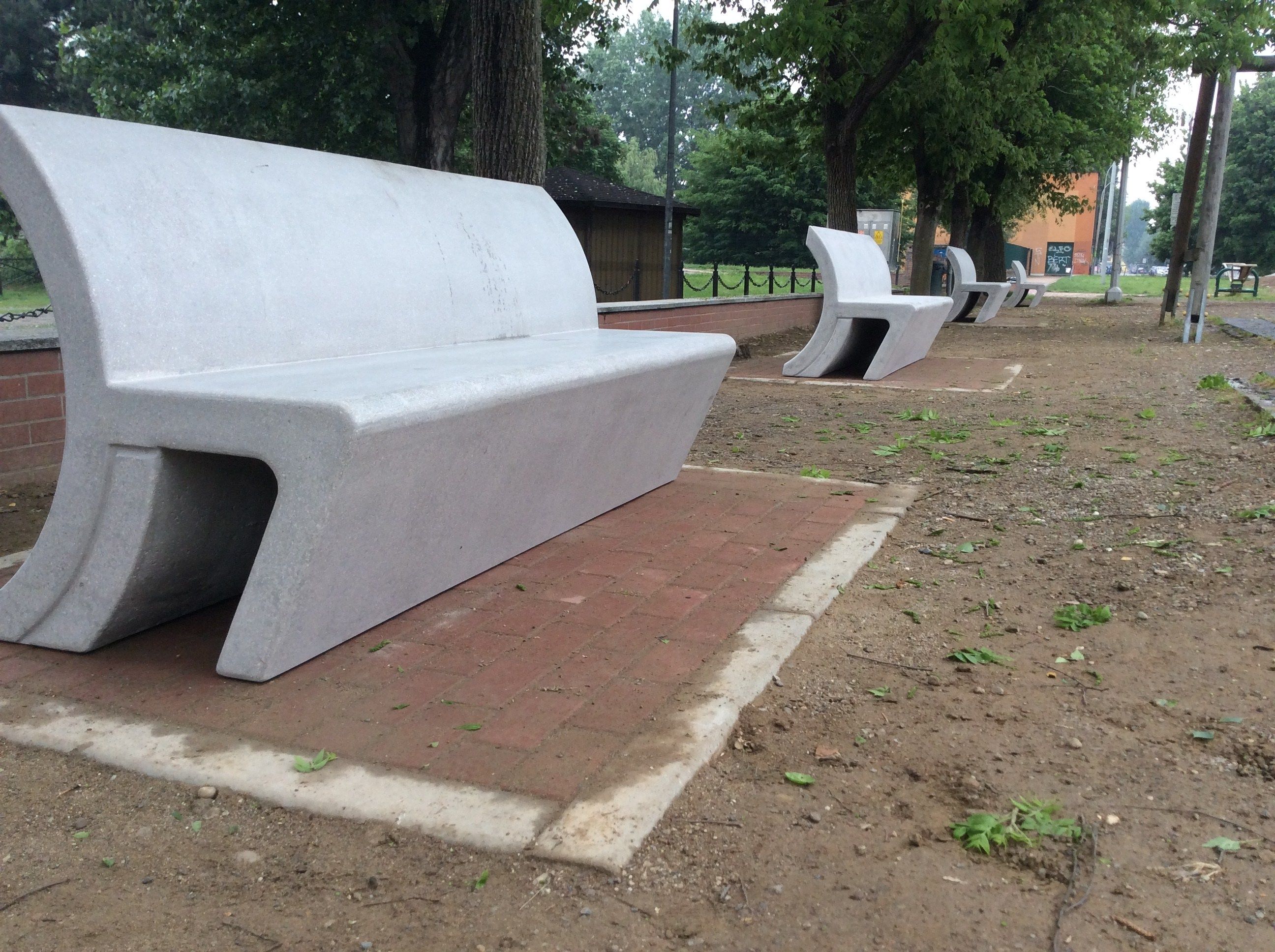 Реконструированная каменная скамья со спинкой Viscio Urban Design SWING ARCH-00032334 - Вид №4