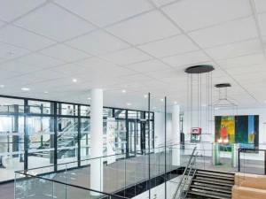 Rockfon Подвесной потолок устойчив к сдавливающим нагрузкам