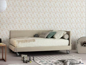 Twils Мягкая кровать на колесиках Be-max