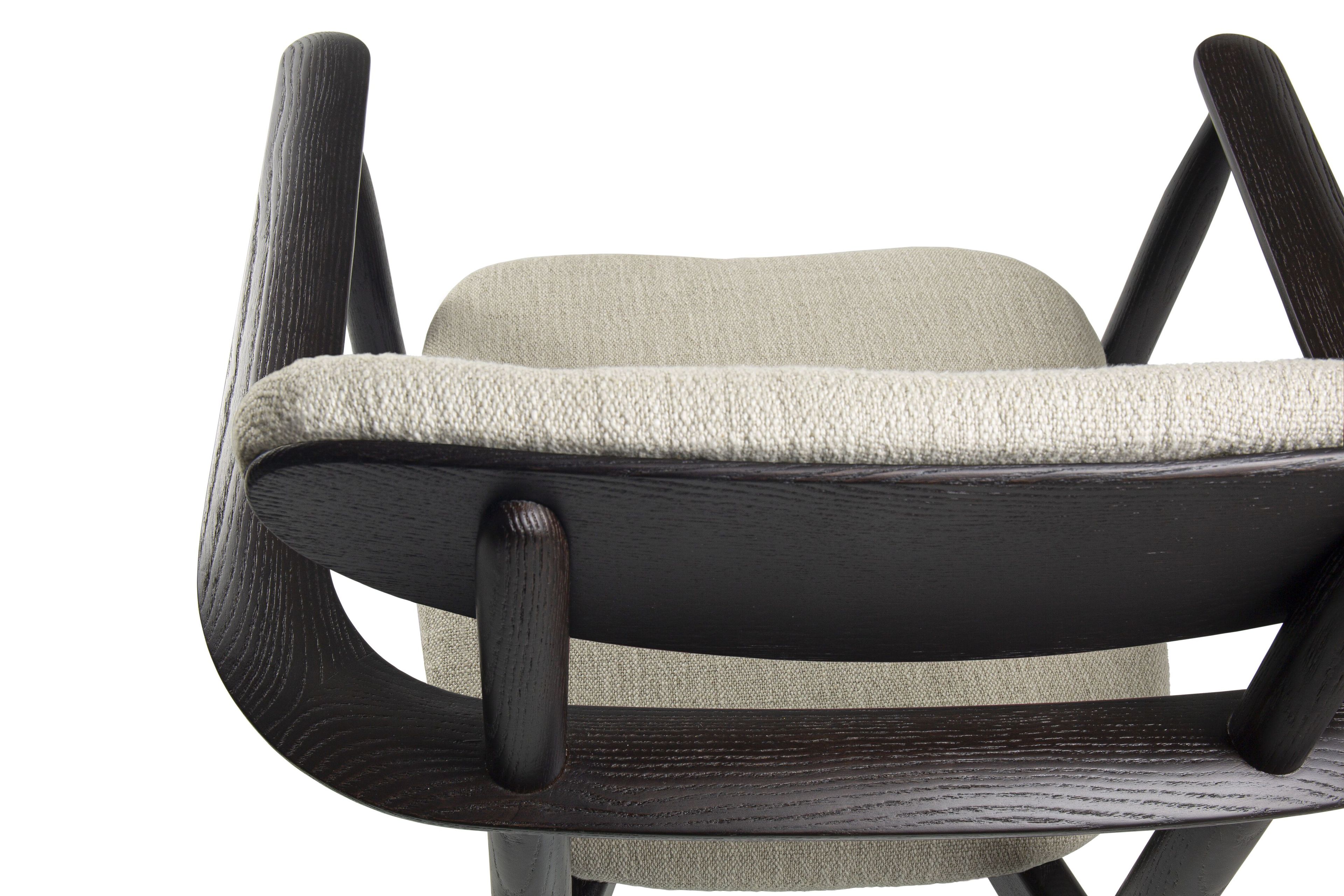 Дубовый стул с подлокотниками с мягким сиденьем Borzalino Королева ARCH-00001687 - Вид №9