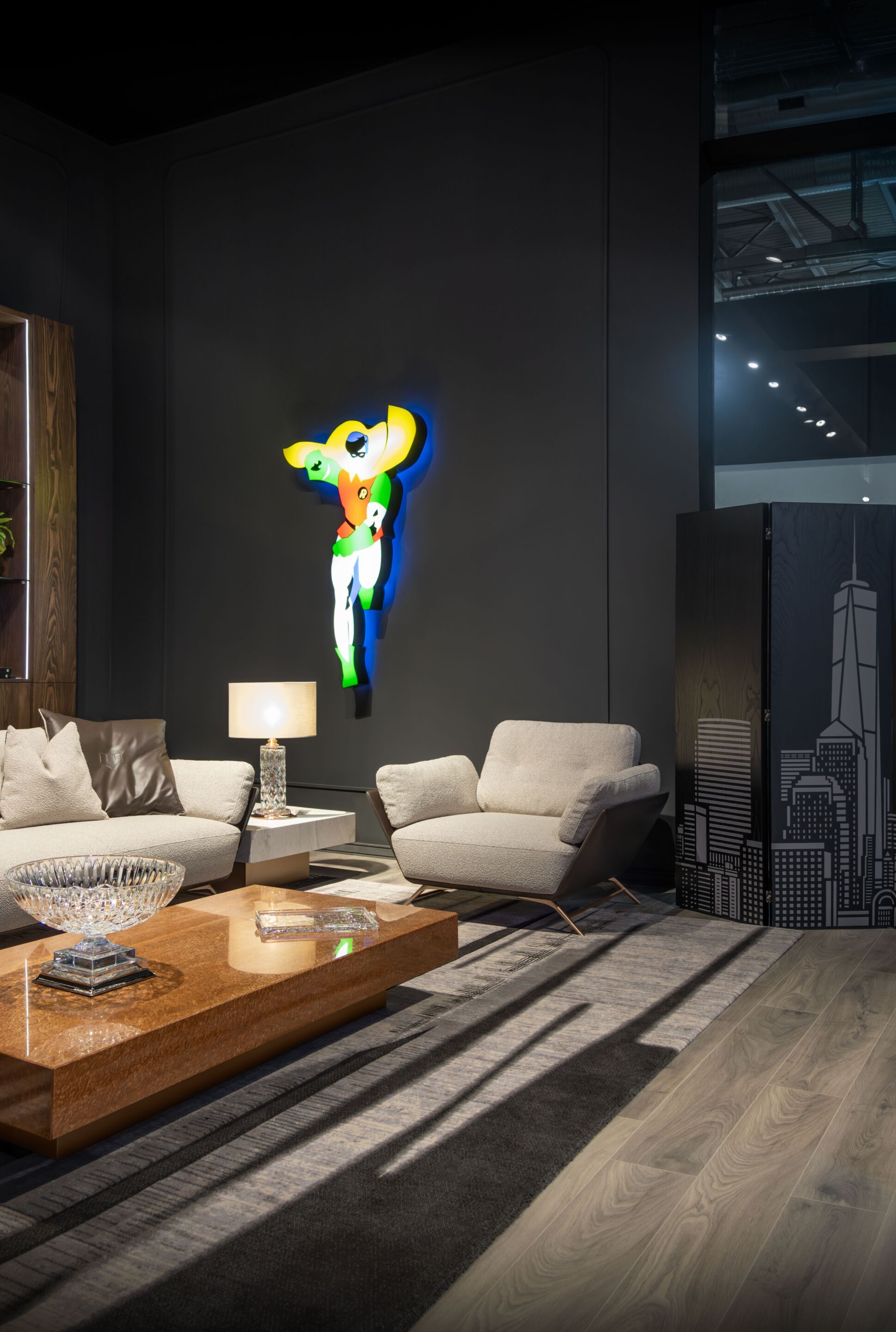 Тканевое кресло с подлокотниками Wayne Enterprises Home Collection WE-001 ARCH-00110273 - Вид №7