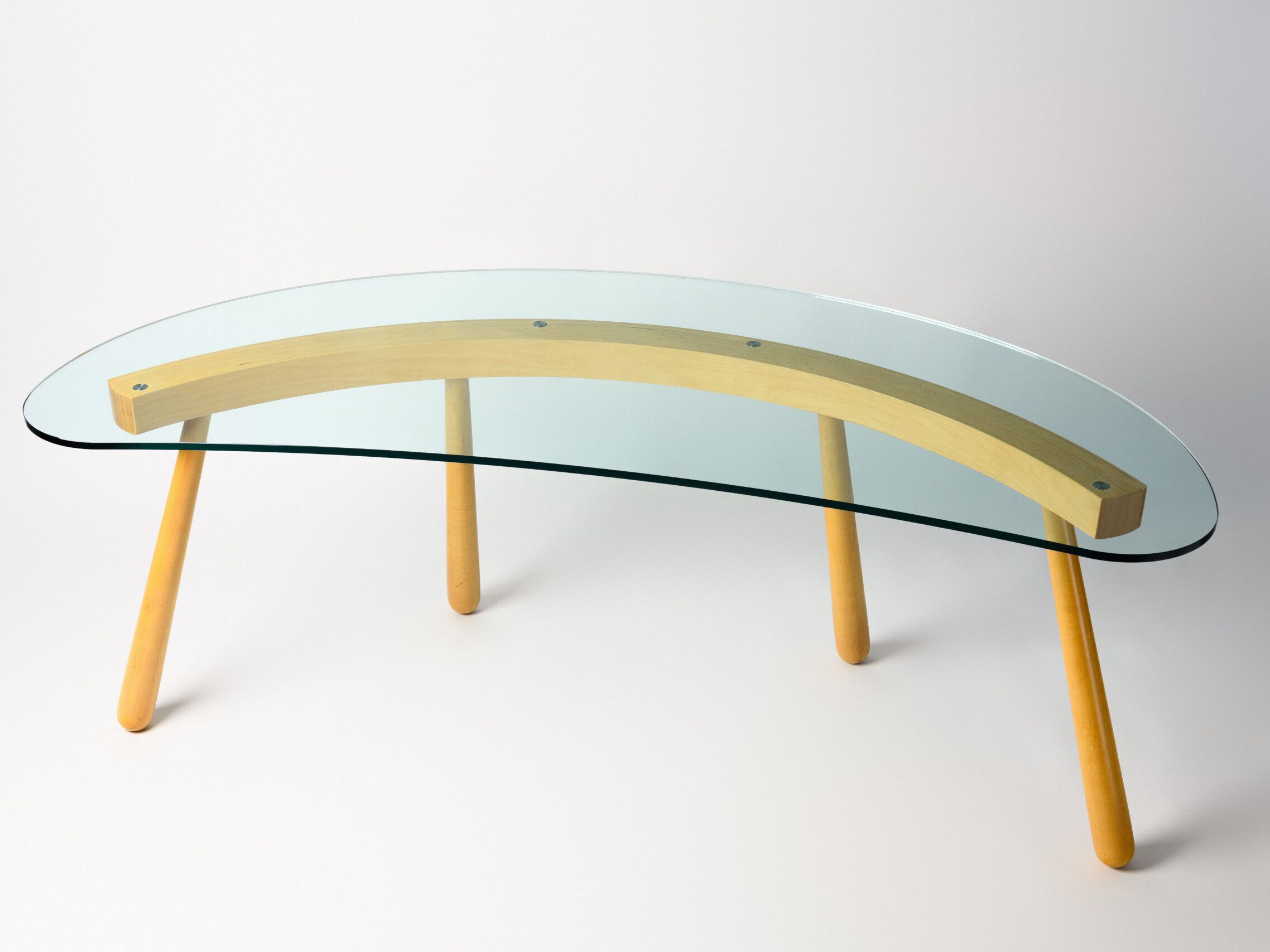 Стол из закаленного стекла с ножками из бука Wiener GTV Design BOOMERANG ARCH-00109336 - Вид №1