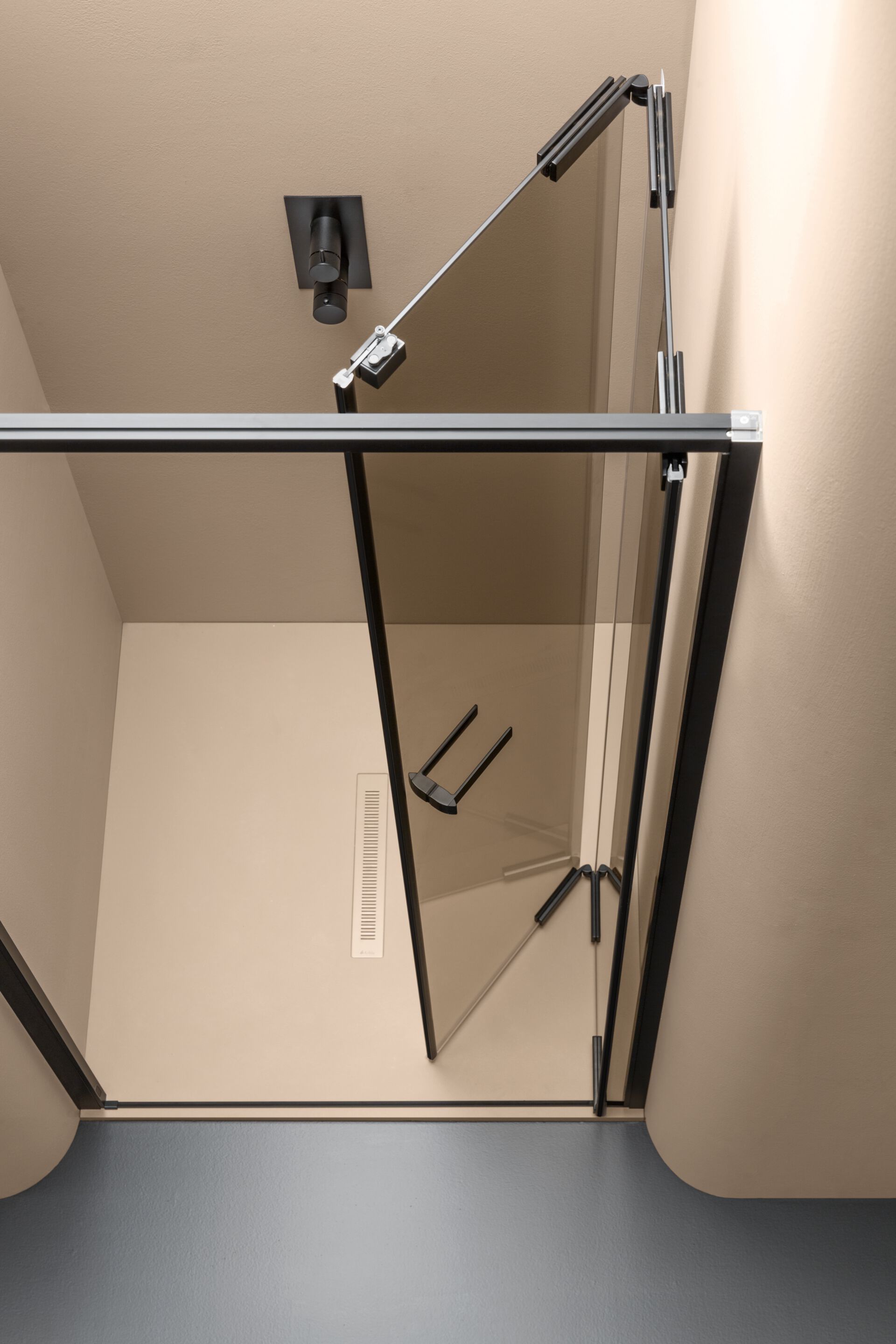 Нишевая душевая кабина со складной дверью ARBLU провод ARCH-00071721 - Вид №2