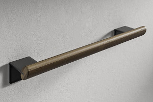 ED-ST06 Edone Аксессуары серии Piega Legno СЕРИЯ FOLD WOOD Деталь из цельного дерева, металлическая часть, возможна индивидуализация в лакированной гамме Edoné.