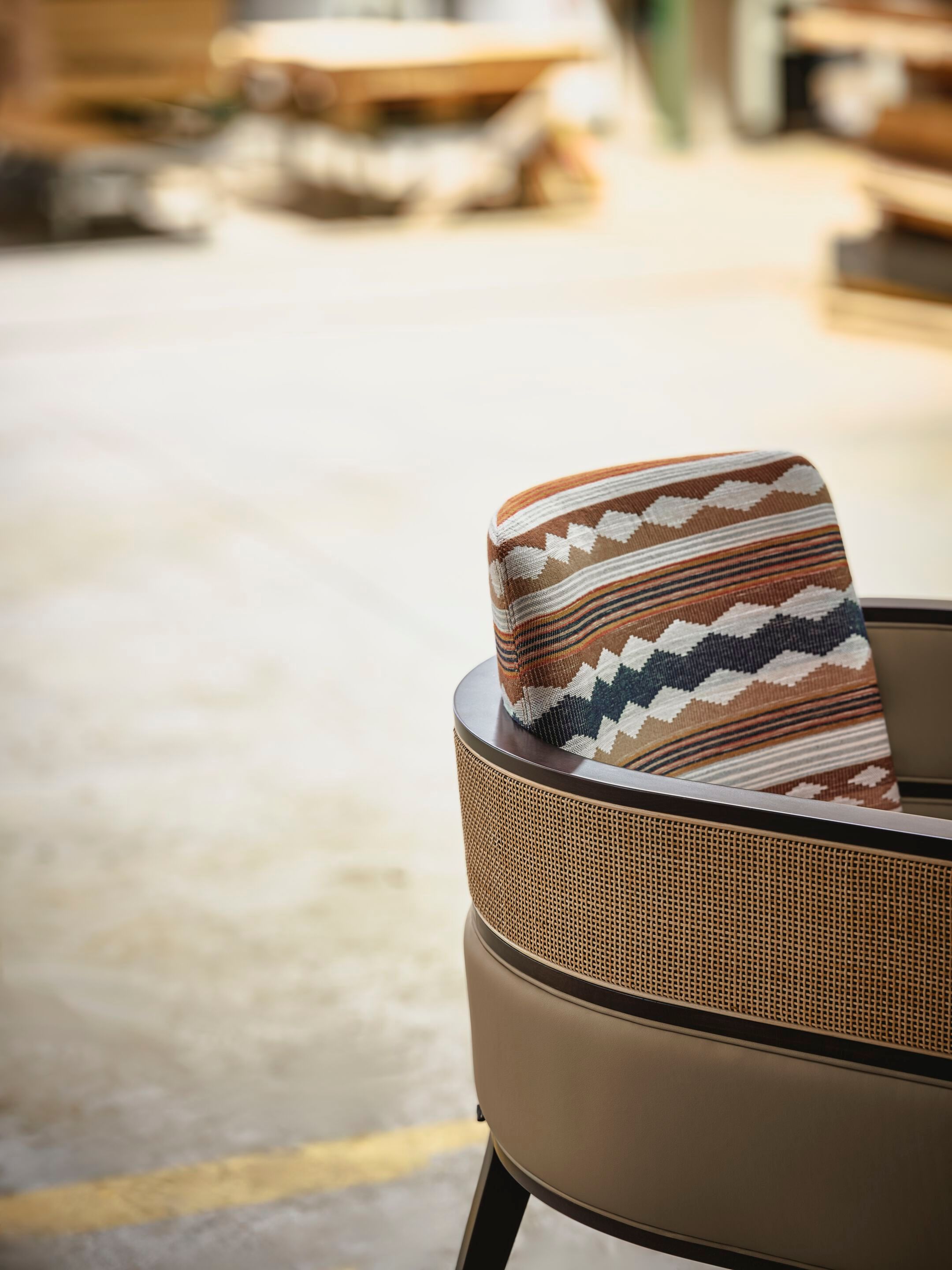 Тканевое кресло More Contract Aggy ARCH-00044644 - Вид №3