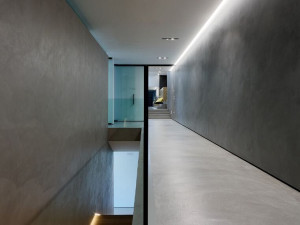 Угловой профиль для линейного освещения