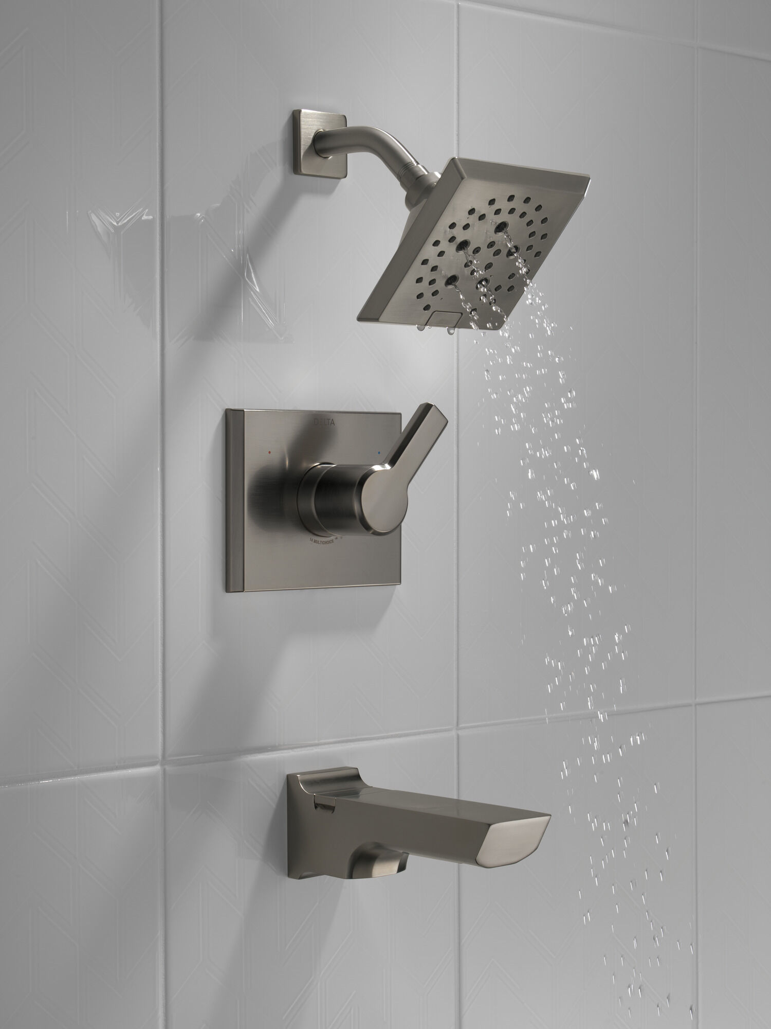 T14499-KS Monitor® 14 Series H2Okinetic® Ванна и душевая панель Delta Faucet Pivotal Черный нержавеющий  - Вид №7