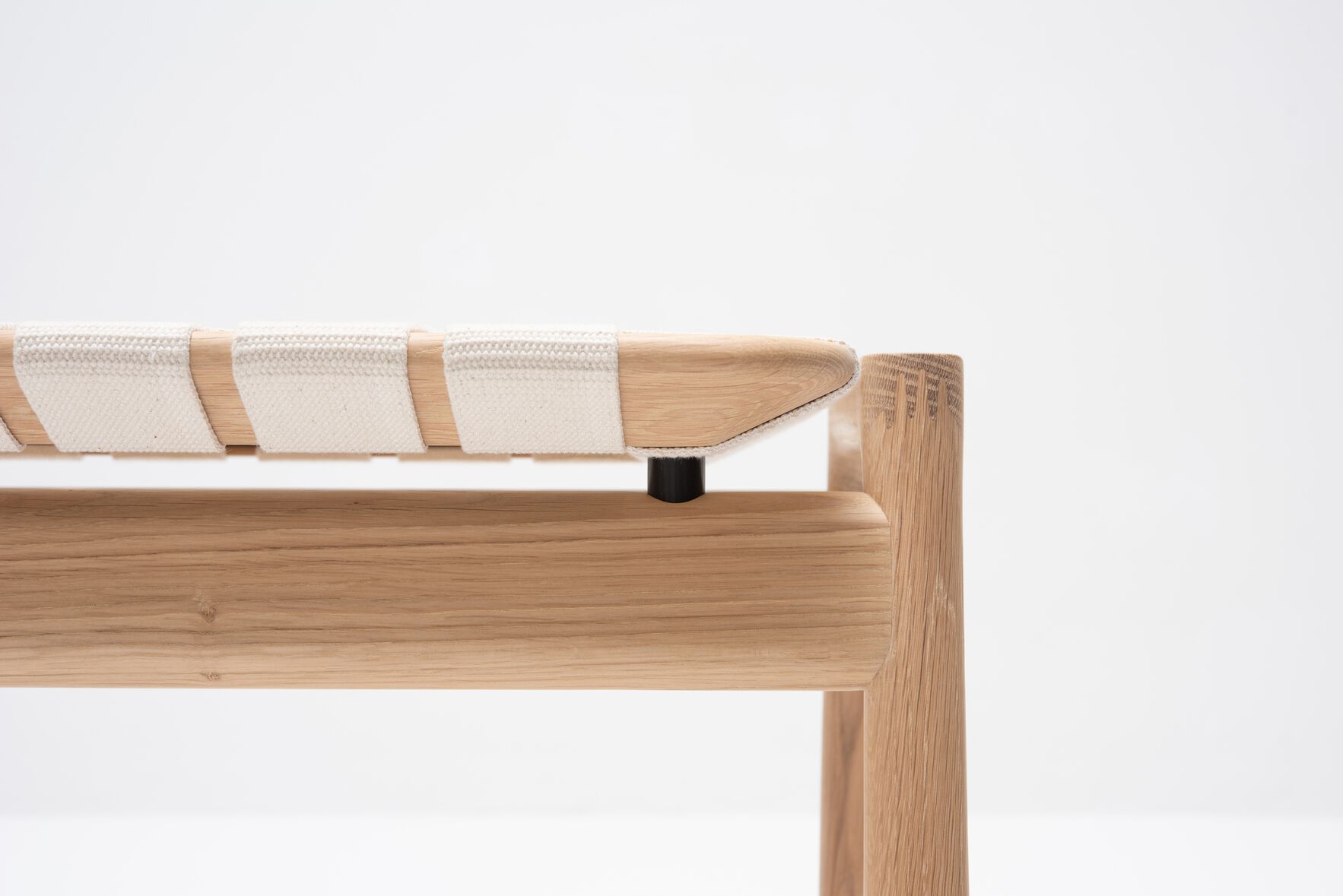 Скамейка из дуба и ткани Gazzda KLUPA ARCH-00107509 - Вид №18