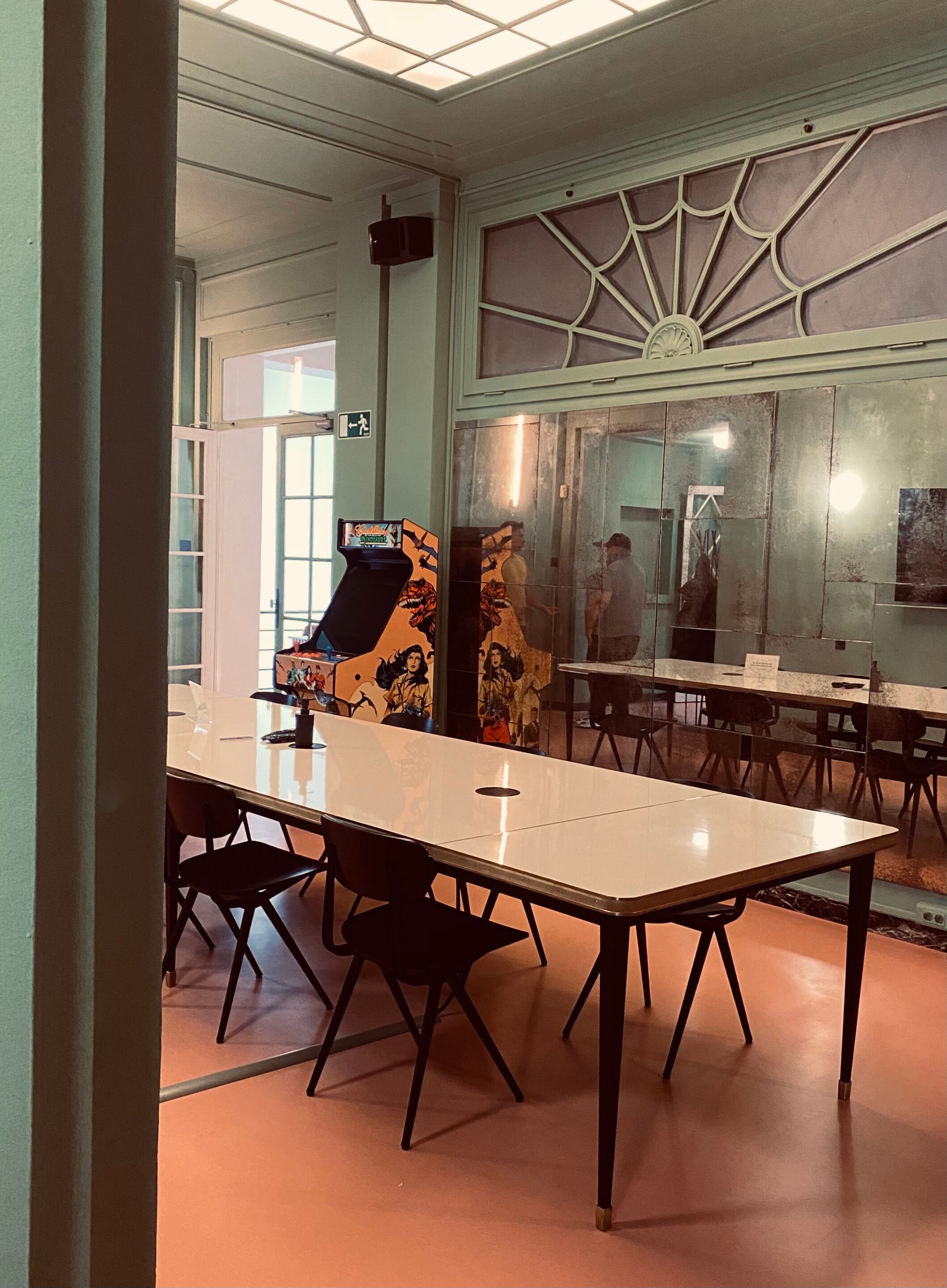 Прямоугольный стол Jover+Valls Antique Boutique-Juliet ARCH-00022095 - Вид №34