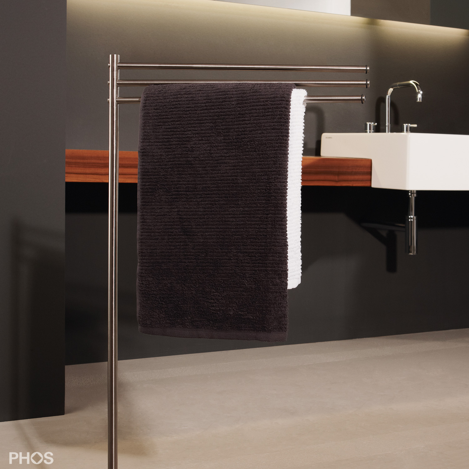 GHH3SE Вешалка для полотенец с 3 держателями для полотенец, которые можно поворачивать на 360°, опорная плита из нержавеющей стали. PHOS 