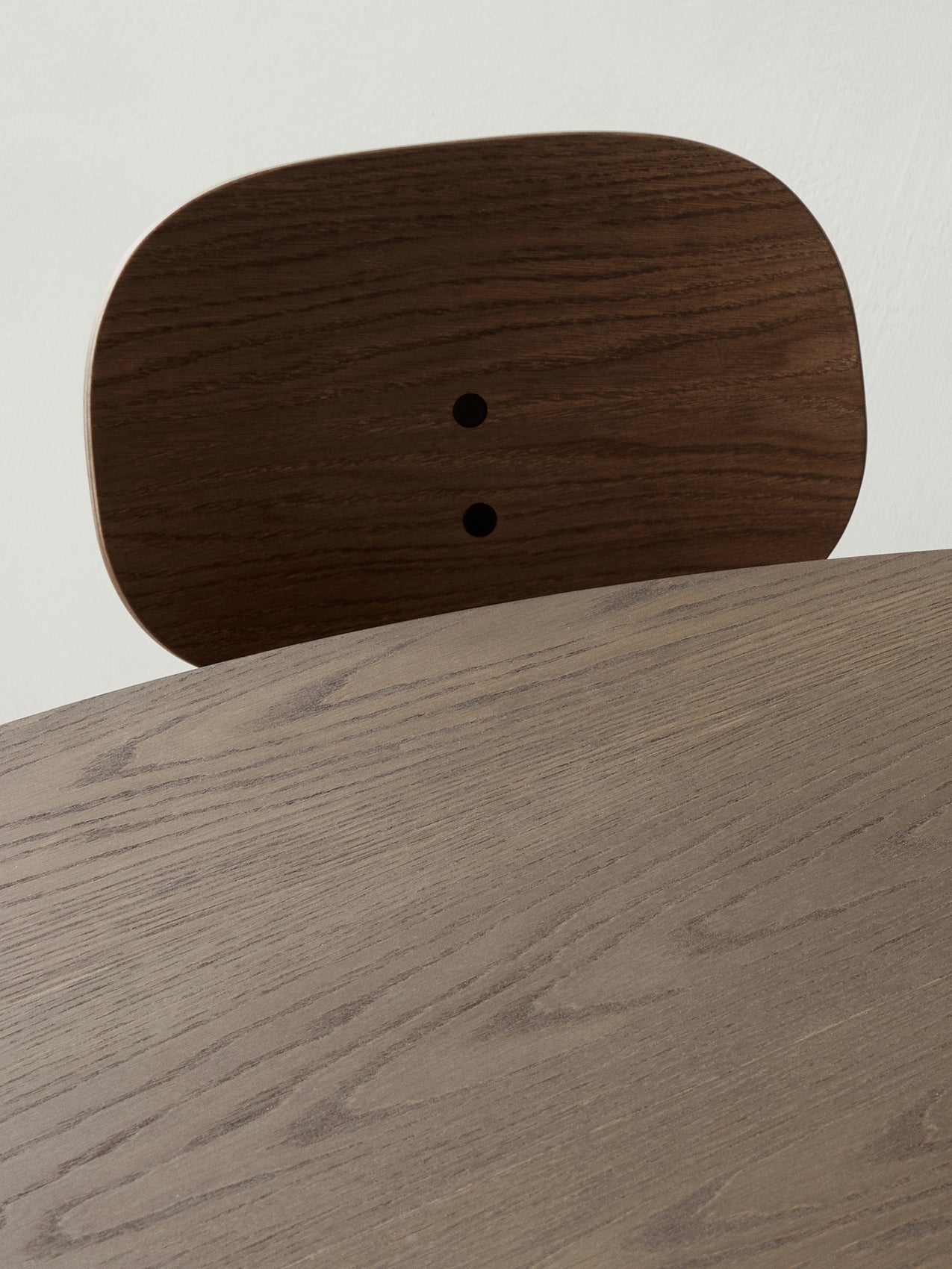 5709262026128 Обеденный стол Snaregade, круглый LuceLight  - Вид №2