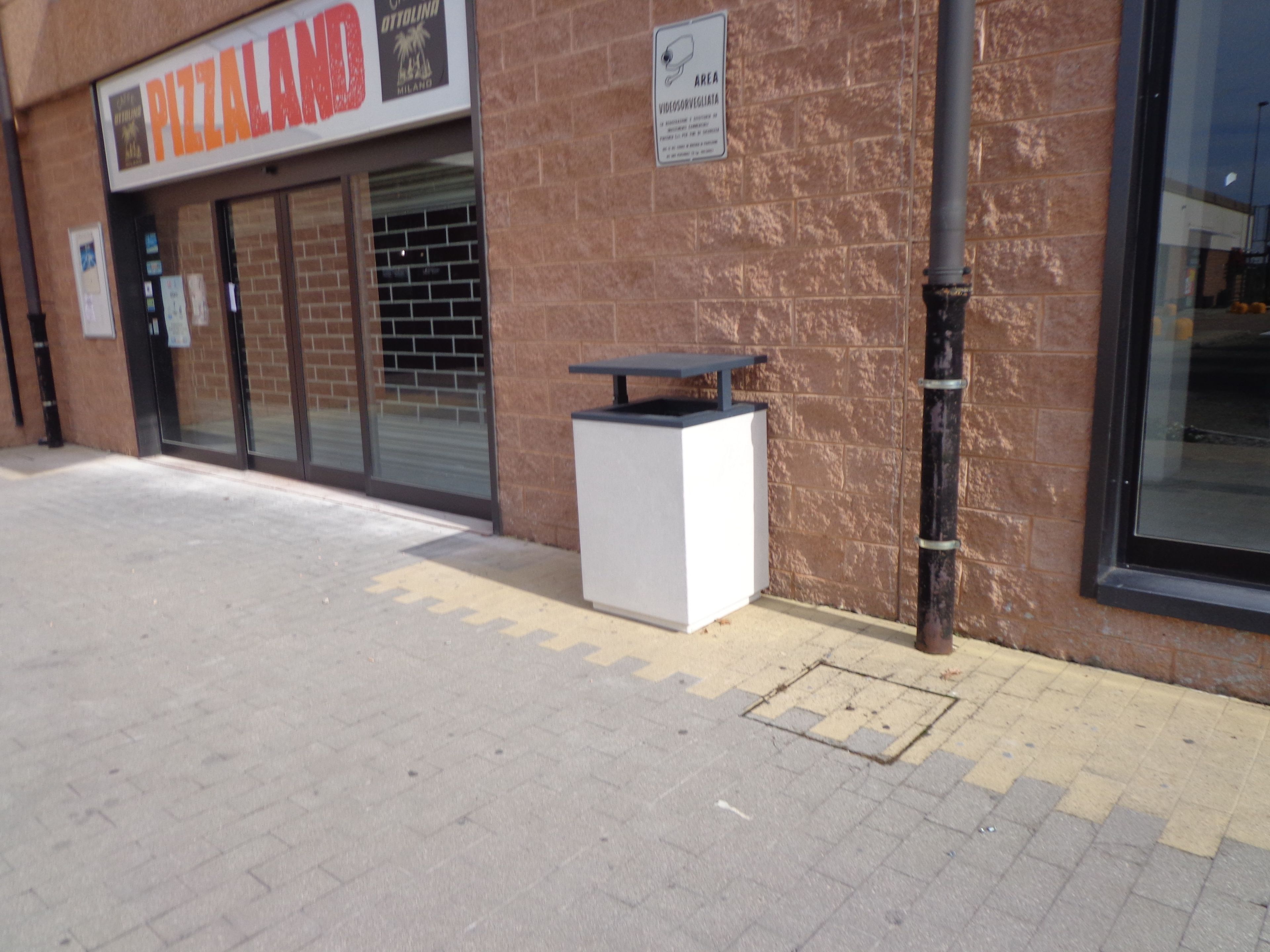 Наружные настенные стойки для мусора Viscio Urban Design SQUARE ARCH-00147313 - Вид №1