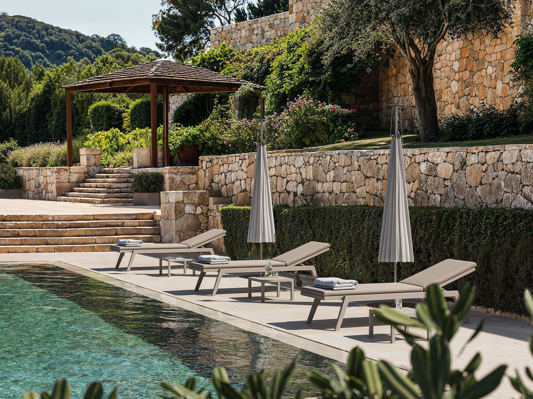 Низкий садовый столик Vondom Spritz ARCH-00067268 - Вид №3