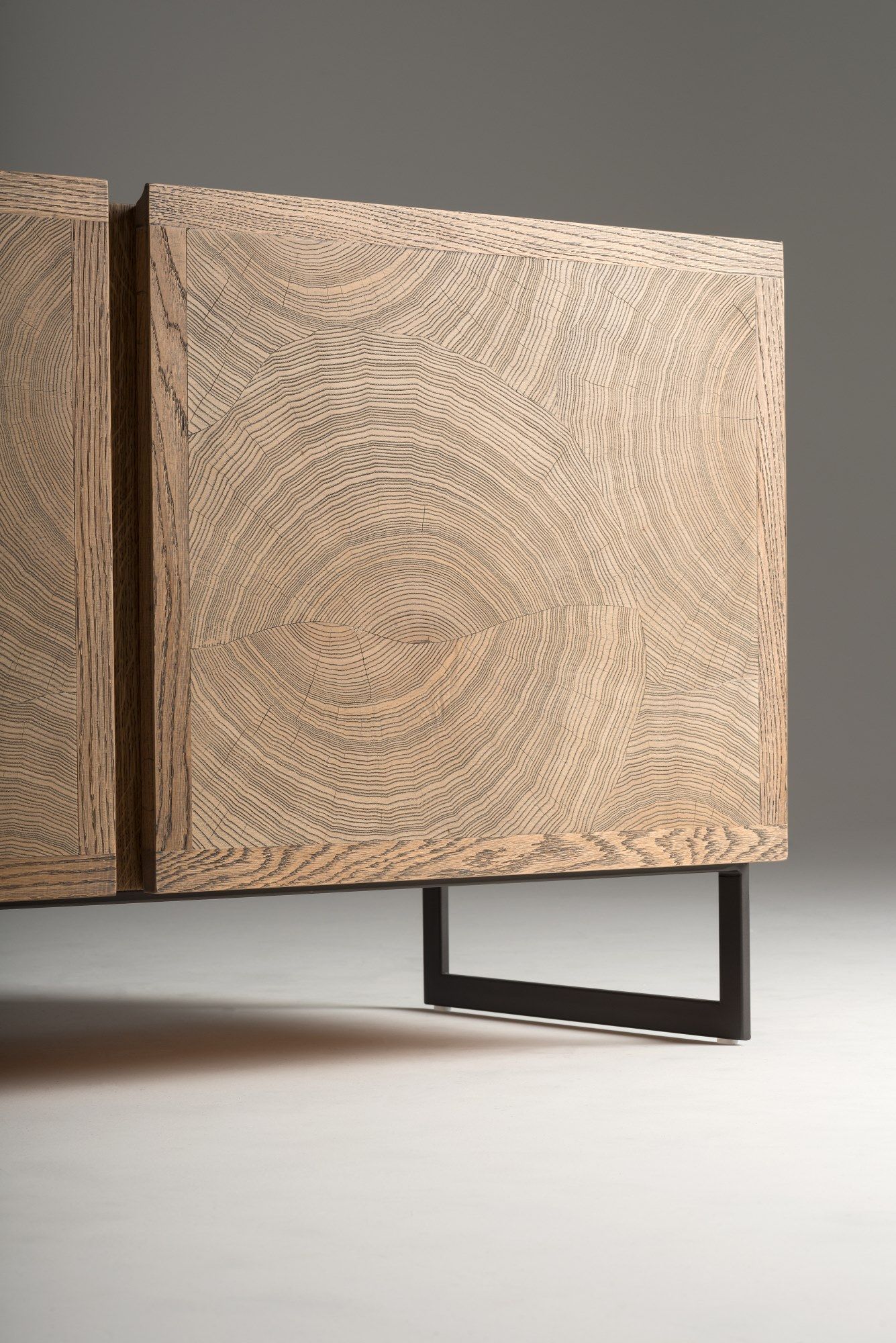 Шкаф из шпона и бетона с распашными дверями Mantellassi 1926 Tury ARCH-00146334 - Вид №5