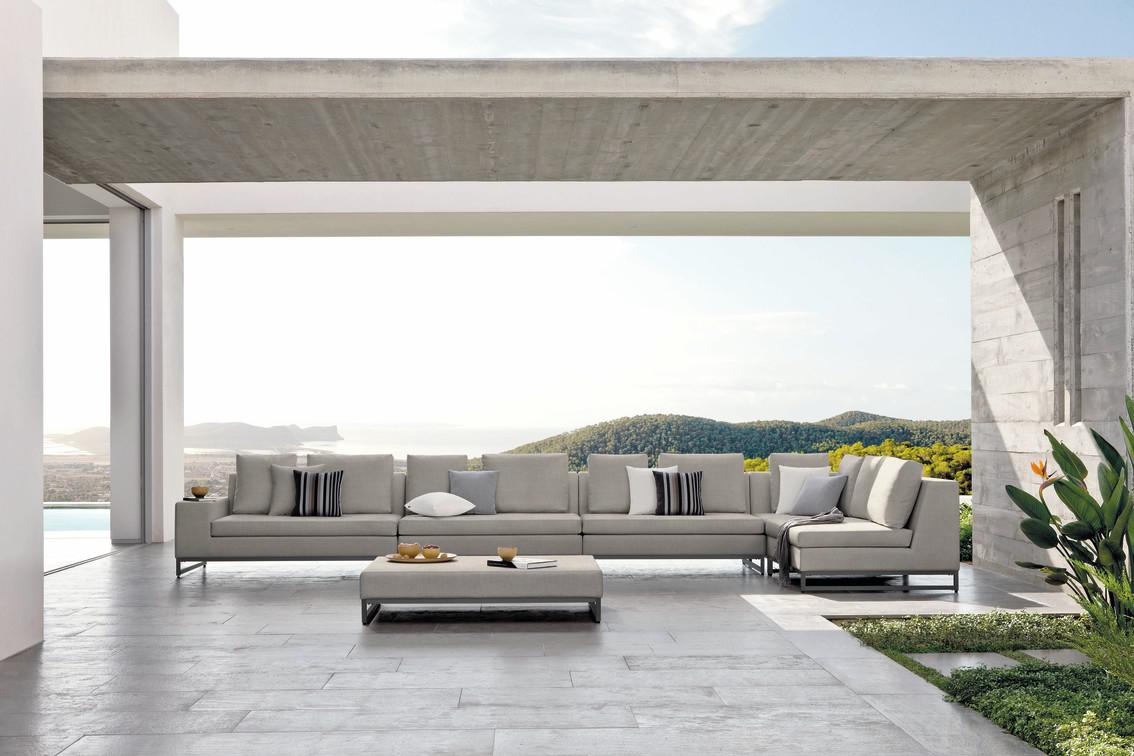 MNST401 Подставка для ног белая lotus smokey Manutti Zendo - Вид №1